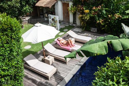 Сад в THE SPARE ROOM BALI