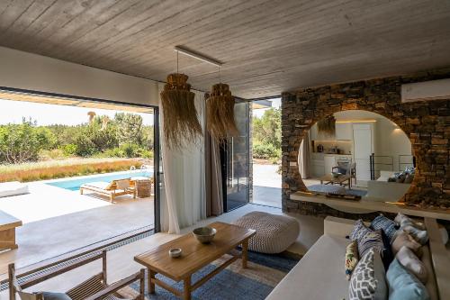 Πισίνα στο ή κοντά στο Akra Grammeno Beachfront Villas
