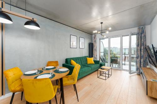 Optima na Wyspie Solnej z parkingiem