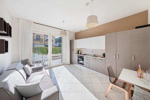 Η κουζίνα ή μικρή κουζίνα στο Residenza Miralago by Wonderful Italy