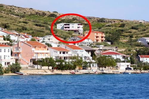 Fotografie z fotogalerie ubytování Apartments and rooms with parking space Metajna, Pag - 6369 v destinaci Metajna