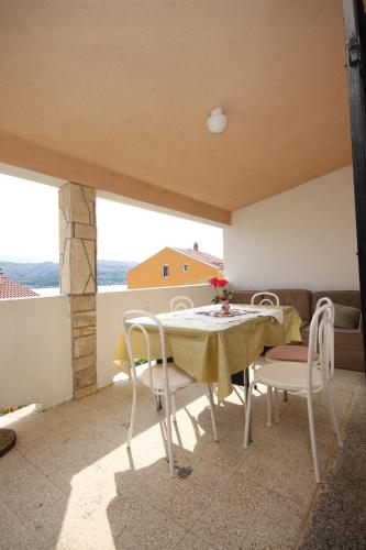 Apartments with parking space Pag - 6326