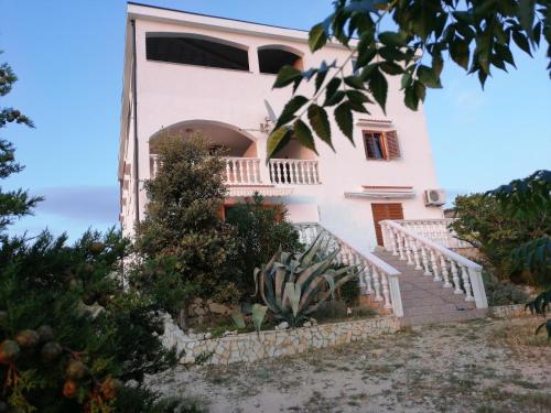 Apartments with parking space Kustici, Pag - 6392