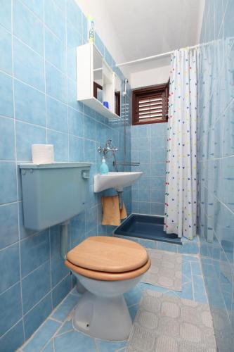 Apartments with parking space Starigrad, Paklenica - 6431