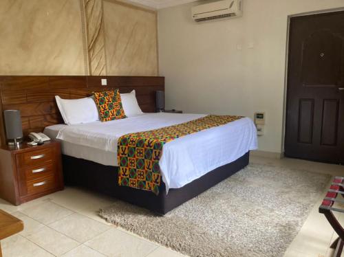 Airport West Hotel – Photos 2