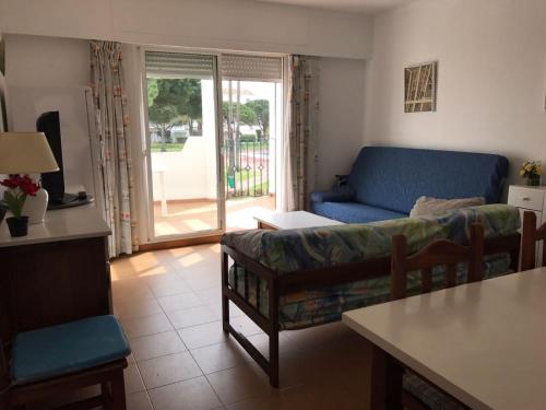 Gallery image of BONITO APARTAMENTO UN DORMITORIO 1ª LINEA DE PLAYA in Isla Canela