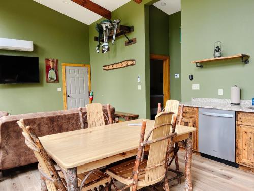 Gallery image of Cranberry Inn in Mercer