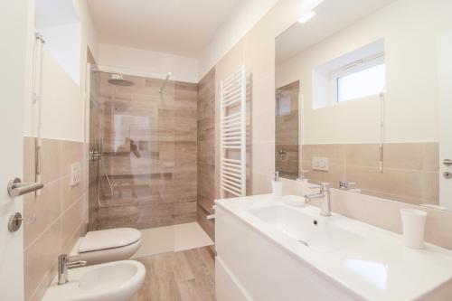 A bathroom at La Terrazza di Walter