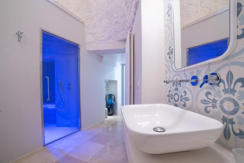 Koupelna v ubytování Borgo dei Lecci Puglia