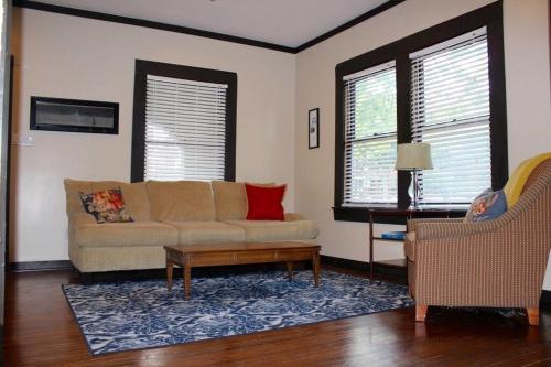 Century-Old Simplicity! – Photos 4