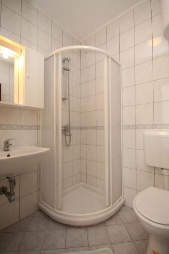 Apartments with parking space Porec - 7042
