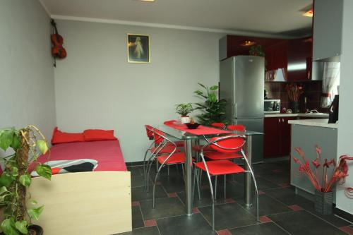 Apartments with a parking space Pula - 7034