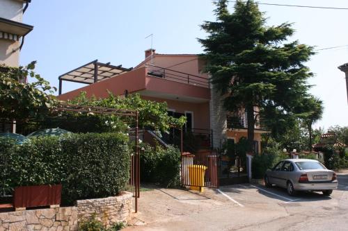 Apartments by the sea Umag - 7029