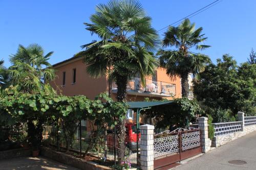 Apartments with parking space Umag - 7039