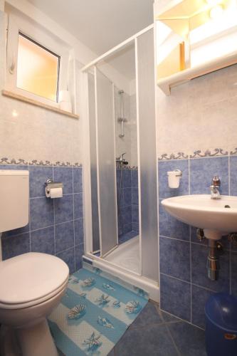 Apartments with parking space Umag - 7039