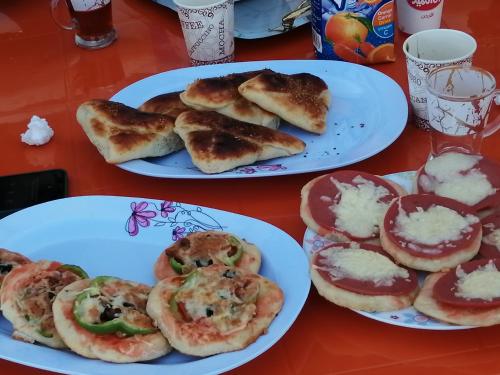 Φαγητό σε αυτό το διαμέρισμα ή κάπου εκεί κοντά