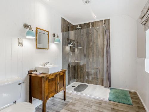 a bathroom with a sink and a shower at Ralston Bothy in Blairgowrie