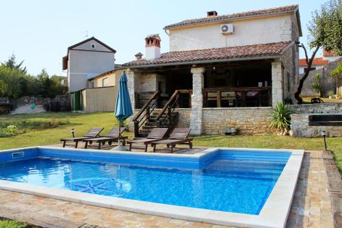 Zdjęcie z galerii obiektu Family friendly house with a swimming pool Sveti Petar u Sumi, Central Istria - Sredisnja Istra - 7092 w mieście Sveti Petar u Šumi