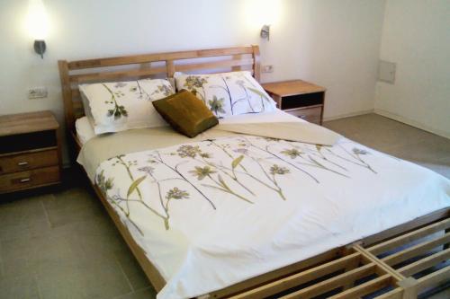 Ένα ή περισσότερα κρεβάτια σε δωμάτιο στο Apartments and rooms by the sea Umag - 7132