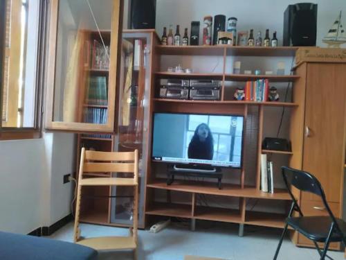 En tv och/eller ett underhållningssystem på Sardinia Home Flat 4 beds in Carbonia