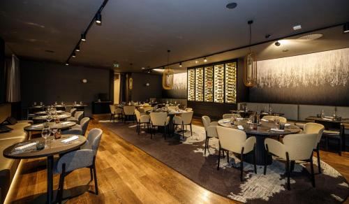Ein Restaurant oder anderes Speiselokal in der Unterkunft OREA Congress Hotel Brno 