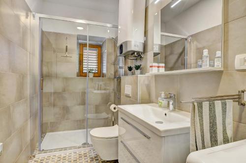 Apartments with parking space Fazana - 7207