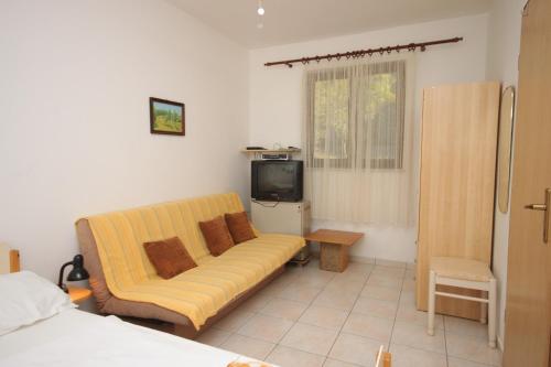 Apartments with WiFi Pomer, Medulin - 7294