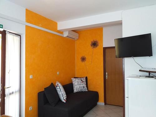 Apartments with parking space Fazana - 7234