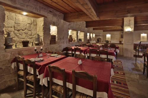 Restoran või mõni muu söögikoht majutusasutuses Selcuklu Evi Cave Hotel - Special Category