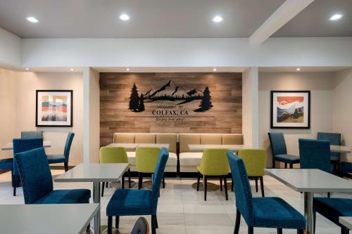 Best Western Colfaxにあるシーティングエリア