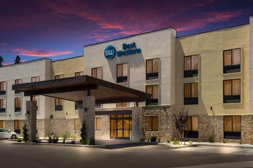 ColfaxにあるBest Western Colfaxの新しいmgmホテルの表面のレンダリング