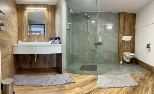 A bathroom at 659 apartments