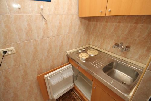 Apartments with a parking space Rovinj - 7322