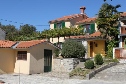 Fotografia z galérie ubytovania Family friendly house with a swimming pool Presika, Labin - 7363 v destinácii Labin