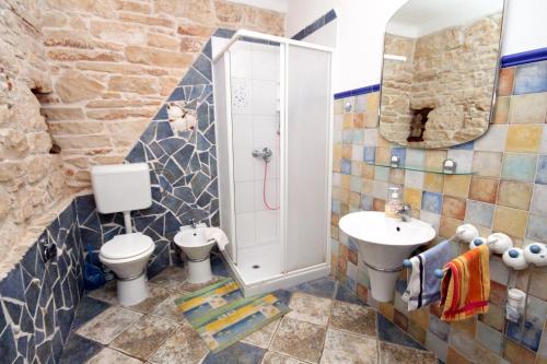 Family friendly house with a swimming pool Valtura, Pula - 7324