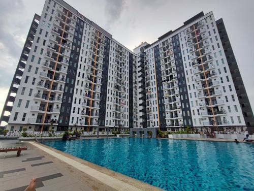 Πισίνα στο ή κοντά στο Homestay Semenyih 3 Bedroom Apartment by Kasyaf