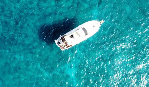 B&Boat, Intero alloggio in yacht sul mare: Salerno