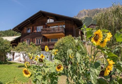 Chalet Iris