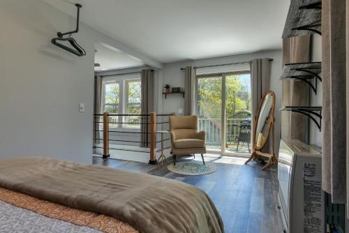 Ένα ή περισσότερα κρεβάτια σε δωμάτιο στο Cozy 1 BR in the Center of BH! [Inspiration Point]