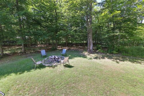 {The Pocono Oasis} – Photos 2