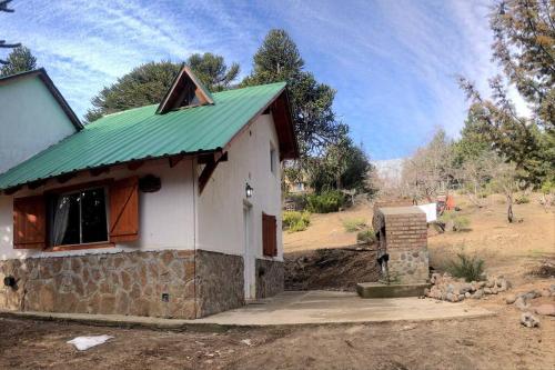 Το κτήριο όπου στεγάζεται  η παραθεριστική κατοικία