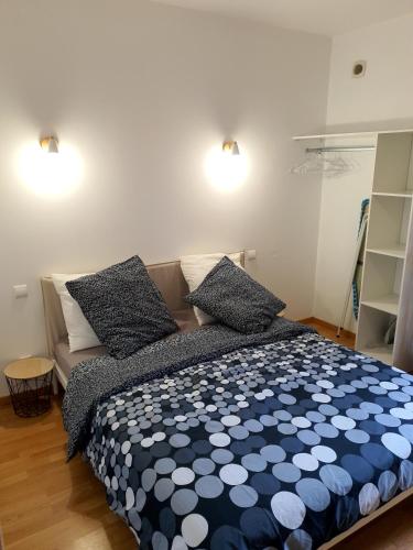 Appartement cosy entier, parking gratuit dans la rue