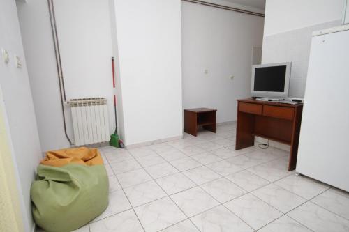 Apartment Mali Losinj 8090a
