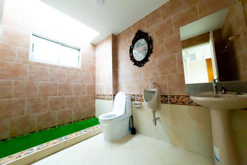 Ένα μπάνιο στο Landara Private Pool Villa Sattahip