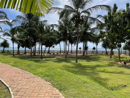 Beachfront Condo Nilaveli – Photos 4