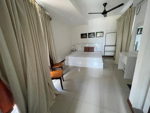 Beachfront Condo Nilaveli – Photos 5