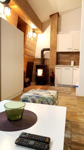 Apartman Nancy Vlašićにあるキッチンまたは簡易キッチン