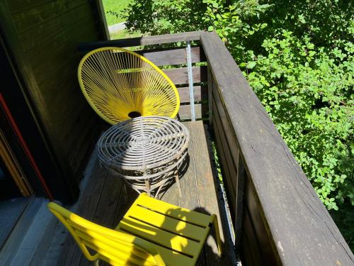 A balcony or terrace at AmdenLodge - Gardens Chalet