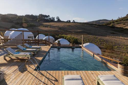 Πισίνα στο ή κοντά στο Sóis Montejunto Eco Lodge