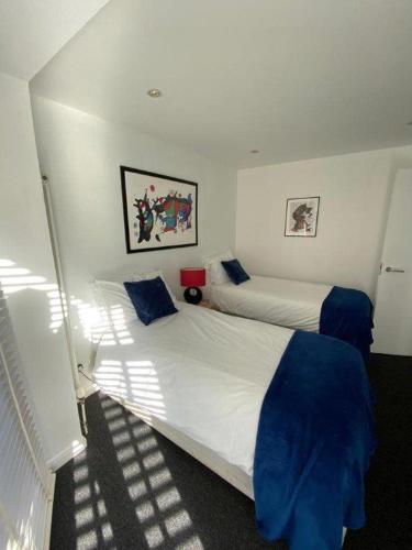 Beachside House photo 11